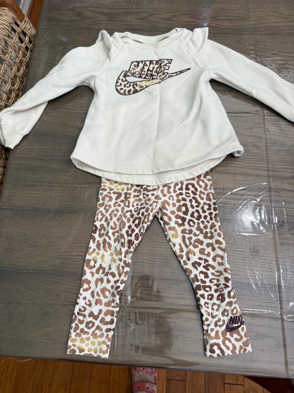 Nike Toddler Cream Leopard Logo Top & Leopard Leggings